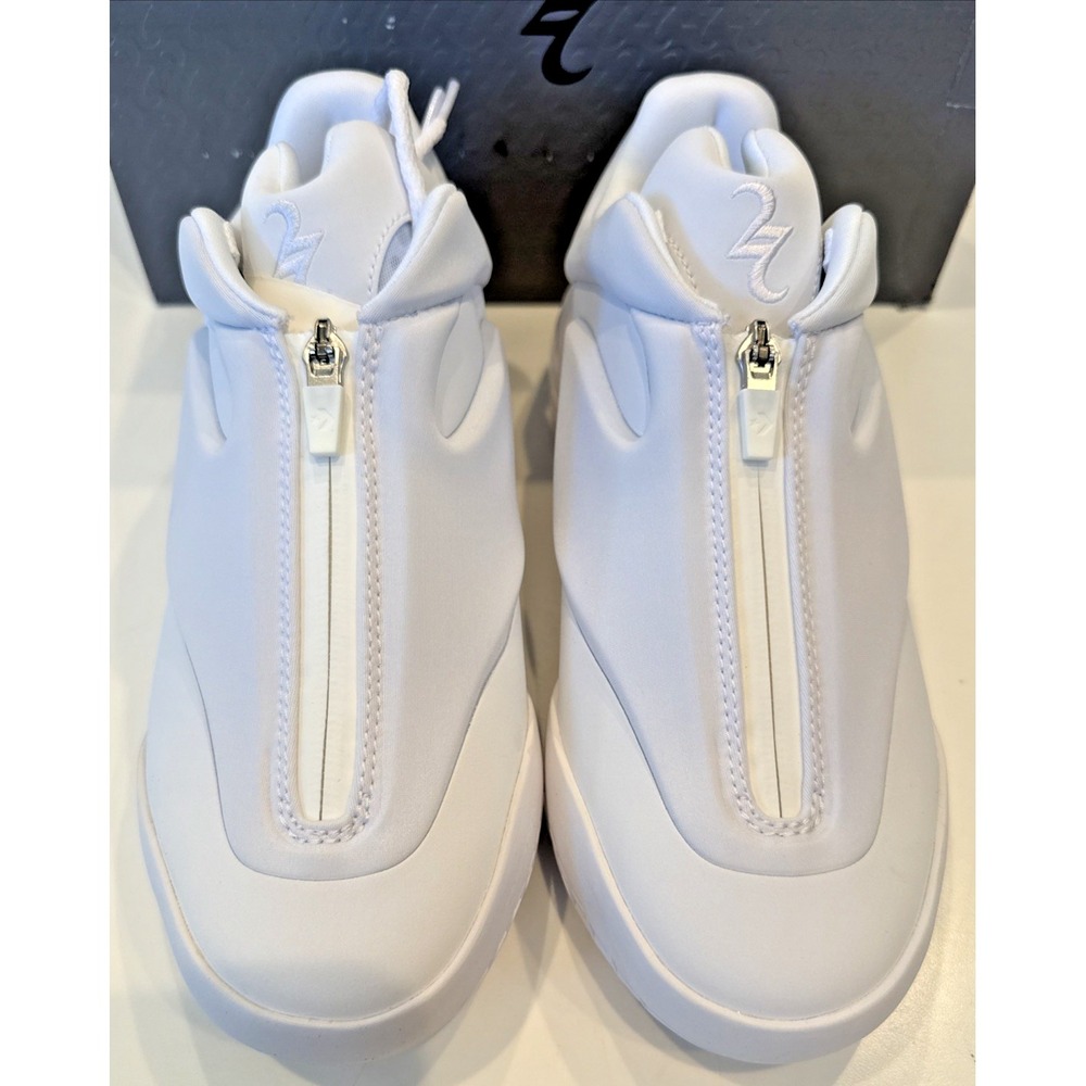 Converse SHAI 001 Mens 7 White Brand New Basketball Sneaker A19934C